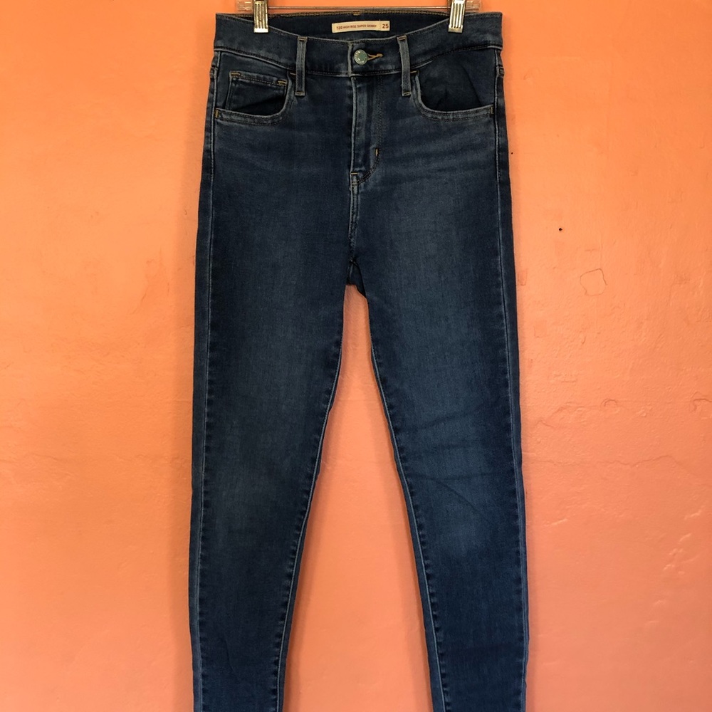 🌺High rise skinny Levi’s jeans